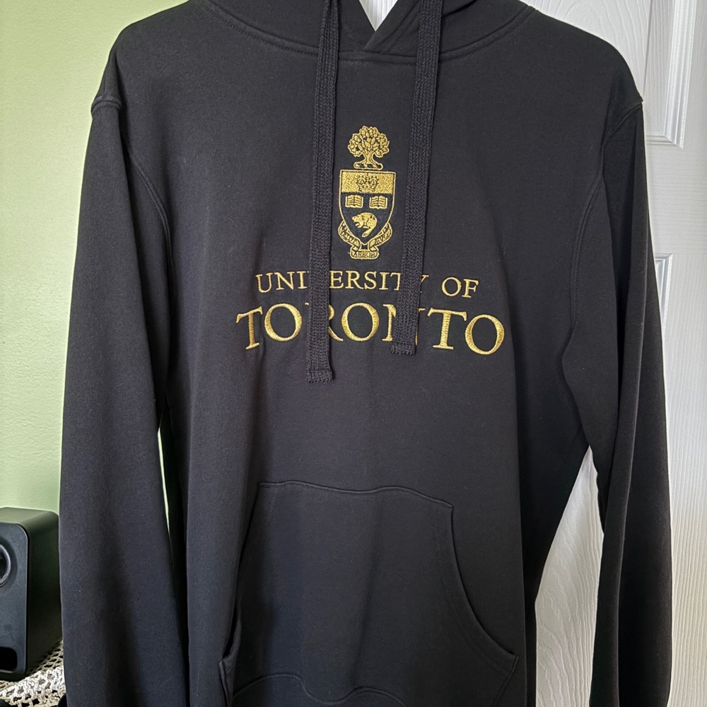 Men’s UofT Black+Gold Hoodie